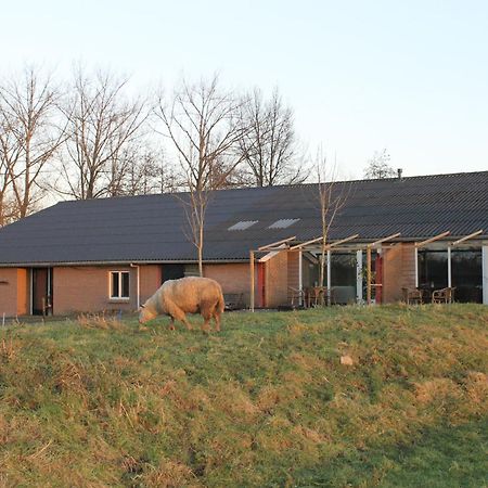 Landrust Appartement Horssen Buitenkant foto